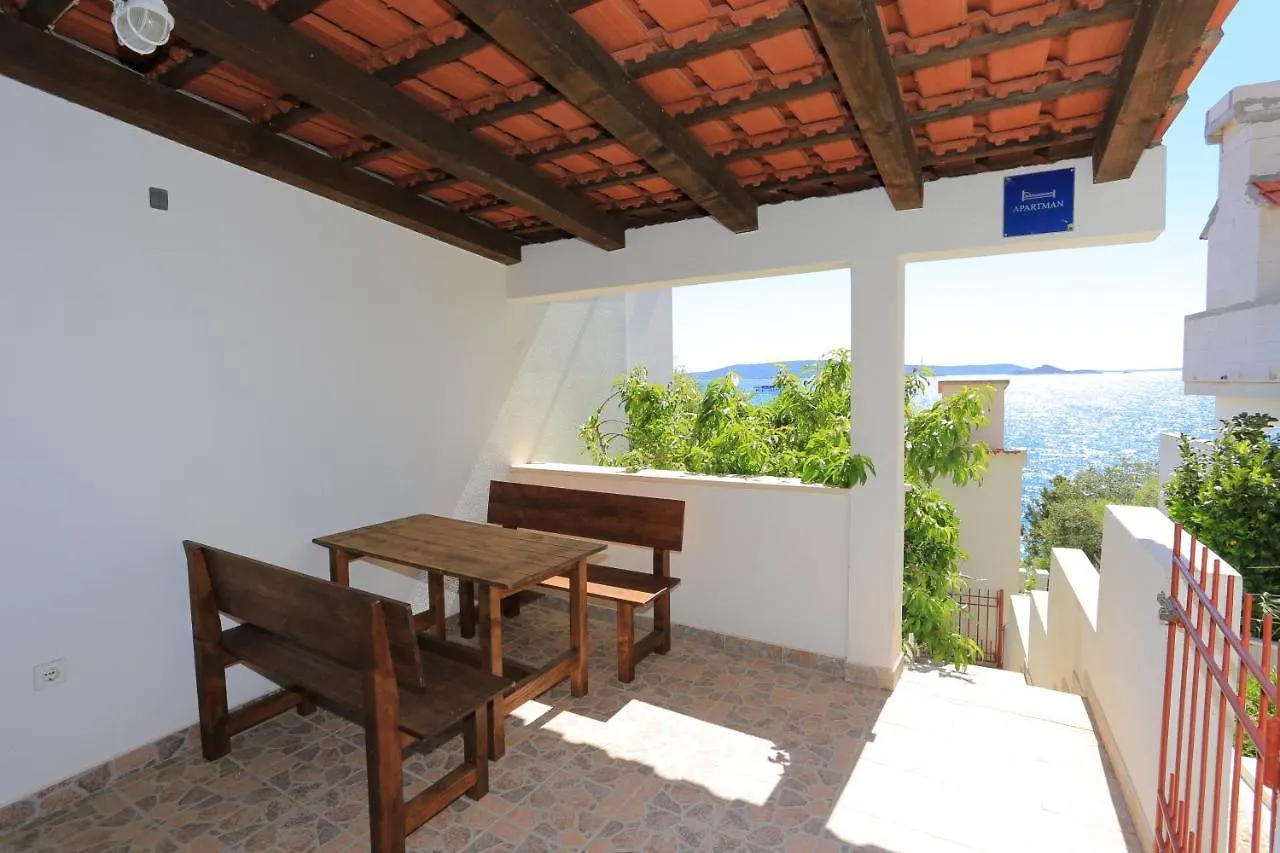 Apartments By The Sea Okrug Donji, Ciovo - 2977 Okrug Gornji